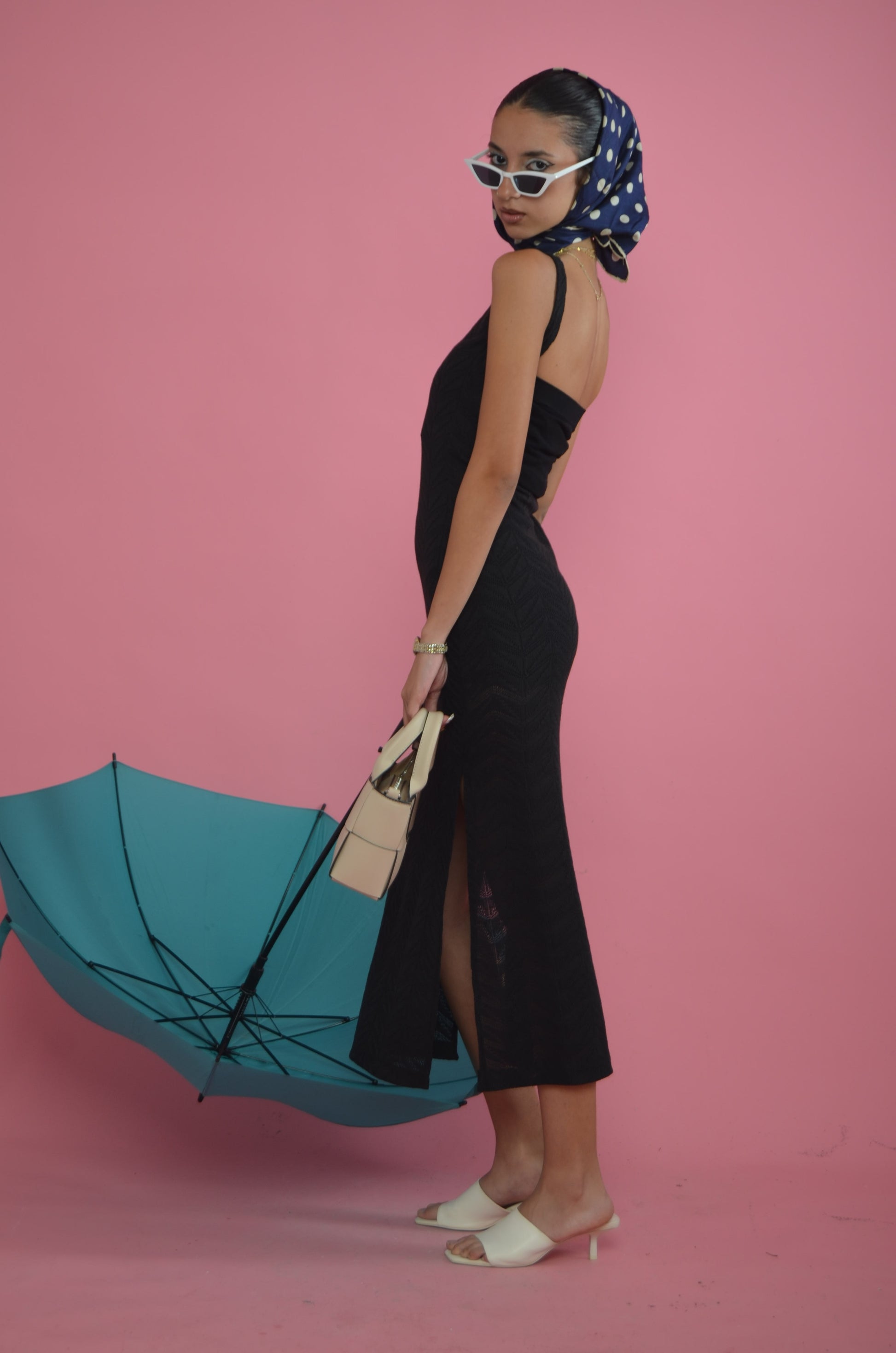 Backless Patterned Dress – Black